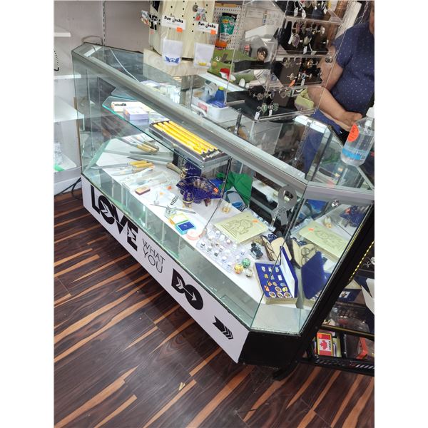GLASS DISPLAY SHOWCASE WITH BACK PIECES