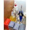 Image 2 : LOT OF AVON PERFUME BOTTLES LOT 3