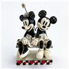 Image 2 : WALT DISNEY’S MICKEY & MINNIE DATE NIGHT FIGURINE