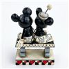 Image 5 : WALT DISNEY’S MICKEY & MINNIE DATE NIGHT FIGURINE