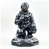 Image 3 : INUIT HUNTER WITH SNOW GOGGLES TITLED - THE HUNT