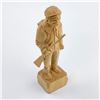 Image 6 : MAN WITH RIFLE WOOD CARVING HUNTER BY JL DAIGLE