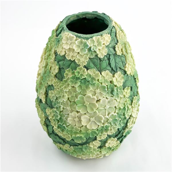 UNIQUE 3D DESIGN - FLORAL LEAFY GREEN PLASTIC VASE