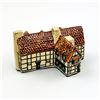 Image 1 : TEY POTTERY SHAKESPEARES BIRTHPLACE SCULPTURE