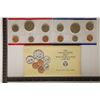 Image 1 : 1990 US MINT SET (UNC) P/D (WITH ENVELOPE)