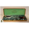 VINTAGE GLO-HILL 3 PIECE CARVING SET IN CASE