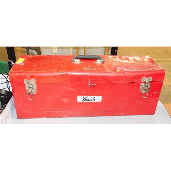 VINTAGE FLAT TOP METAL TOOLBOX 26 INCH