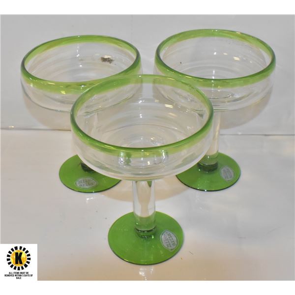 LARFGE MARTINI GLASS COLLECTION