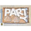 Image 1 : PARTY LETTER APPETIZER DISHES PLUS HEARTS