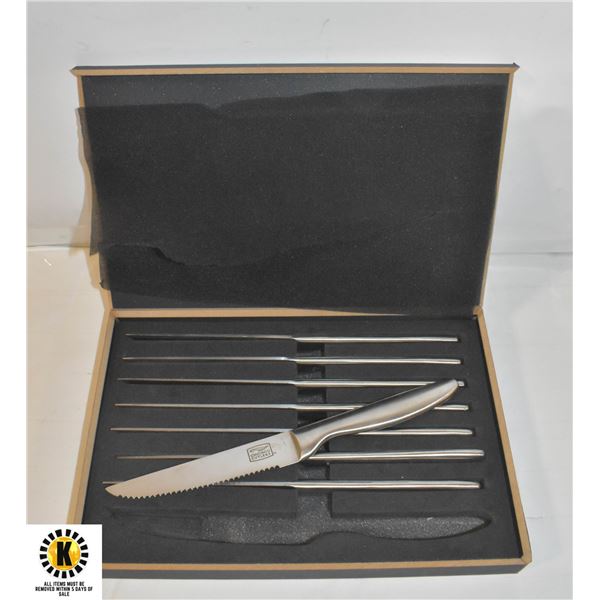 CHICAGO CUTLERY 8 PIECE STEAK KNIFE SET