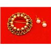 Image 1 : VINTAGE ROUND BROOCH WITH PEARLS
