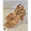 Image 1 : WOMENS BEIGE ANKLE STRAP HEELS SANDAL SIZE 7.5