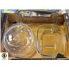 Image 1 : 3 PYREX DISHES, 1 OVEN ROASTER, 2
