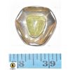 Image 1 : #10 SMALL JADE TONE POLISHED STONE BROOCH