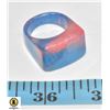 Image 1 : NEW CHUNKY GEOMETRIC RESIN SIZE 8 1/2 RING