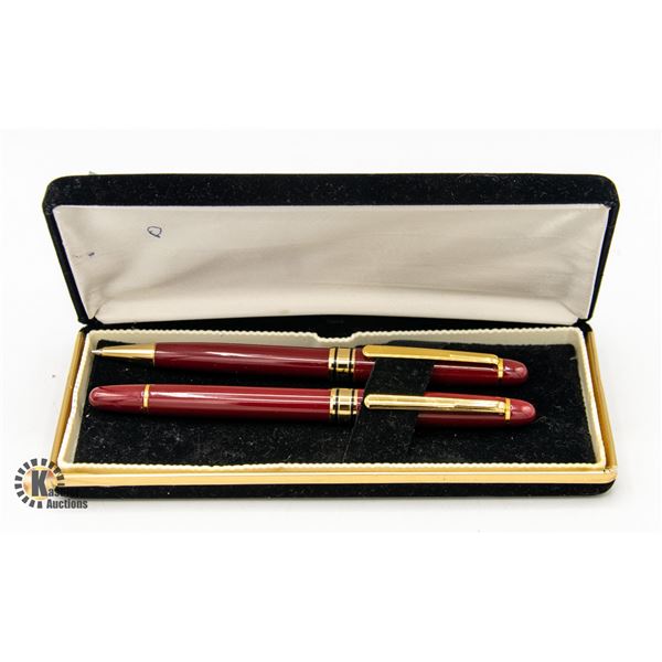 SET OF PENS, INCLUDES 1 FOUNTAIN PEN