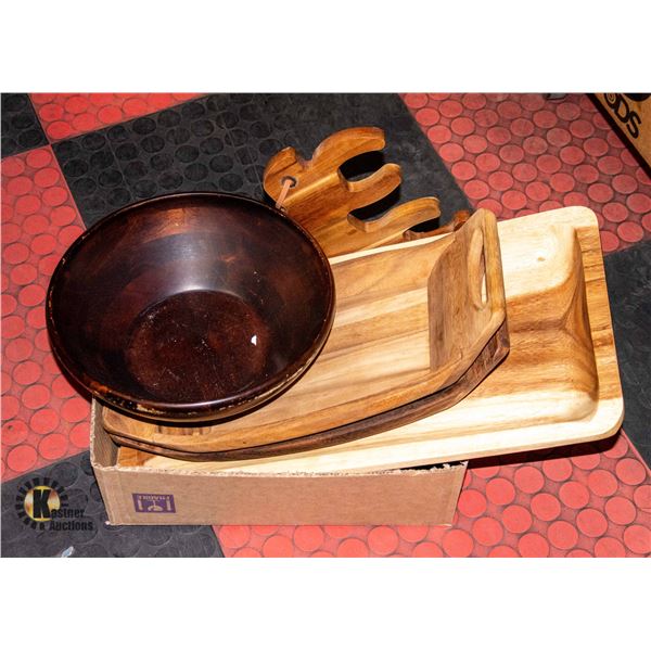 4 WOOD SERVING TRYAS (LG 22"X11"X2") &