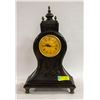 Image 1 : ESTATE MANTLE CLOCK WITH CARVED