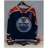 Image 1 : TAYLOR HALL OILERS XL NHL AUTHORIZED JERSEY