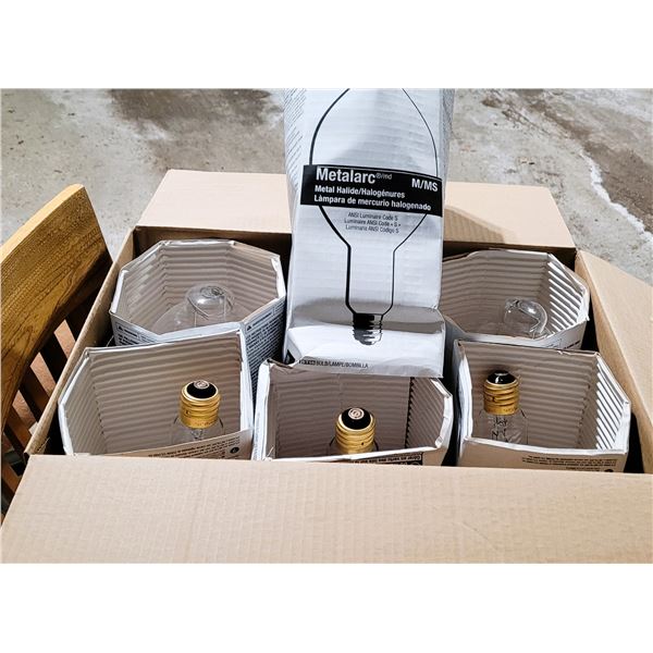 6 SYLVANIA LIGHT BULBS
