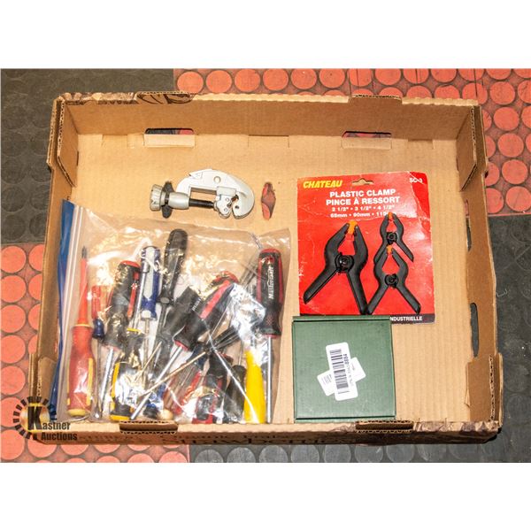 BOX OF SCREWDRIVERS