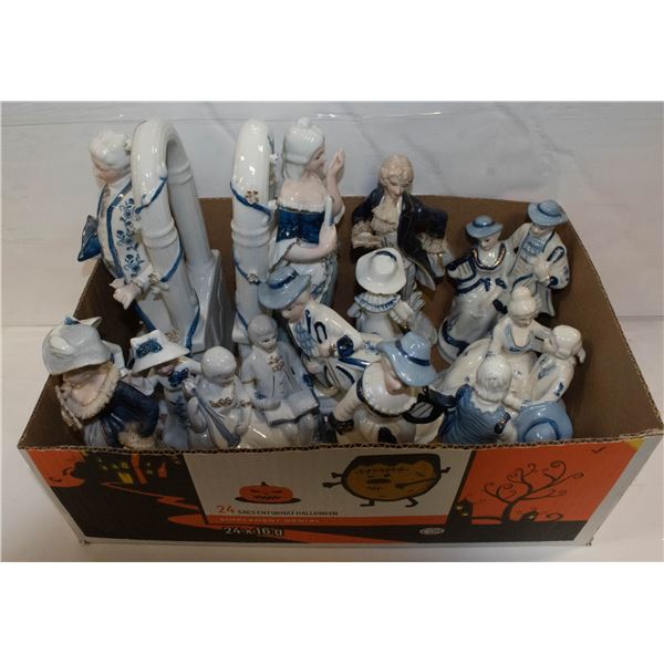 LOT OF PORCELAIN FIGURINES 28 PIECES
