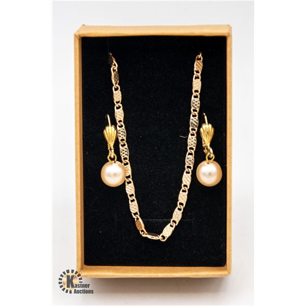 ESTATE EARRINGS & NECKLACE IN BOX