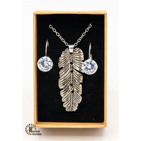 NEW LEAF THEMED PENDANT NECKLACE CZ