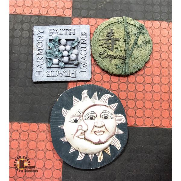 SET OF GARDEN PLAQUES