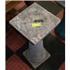 Image 1 : GARDEN SUNDIAL APPROX 32 INCH TALL