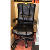 Image 1 : EXECUTIVE OFFICE CHAIR