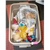 Image 1 : BIN WITH PORCELAIN DOLLS