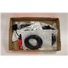 Image 1 : FLAT OF CELL PHONE CABLES ETC