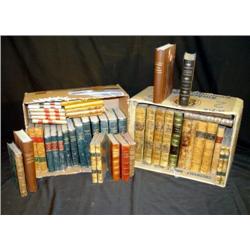 LOT 2 BOXES BOOKS IN FRENCH