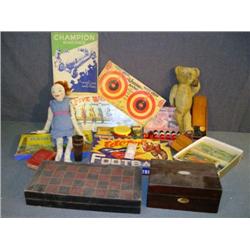 TOLE TRAY WITH OLD GAMES INCL PARKER BROTHERS