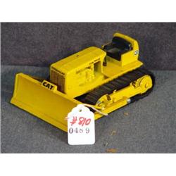 TOY CATERPILLAR BULLDOZER