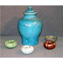 LOT 5 PCS BERMUDA POTTERY