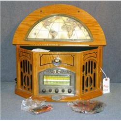 THOMAS PACCONI REPRO TABLE RADIO