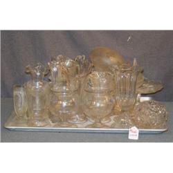 LARGE LOT CLEAR GLASS INCL. VASES, HEN ON NEST,