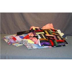 LOT OF PATCHWORK QUILTS AND QUILT TOPS