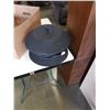 Image 2 : OUTDOOR PROPANE FIREPIT WITH CB RADIO