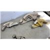 Image 8 : PIPE CUTTER AND 3 PIPE BENDERS