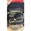 Image 2 : NAPOLEN GRILL MISSING 1/2 GRILL AND HANDLE HARDWARE