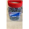 Image 2 : 8 NEW 8 X 1 METAL SCREWS - EACH CONTAINS 750 PIECES