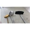 Image 2 : 3 RIGHT HANDED PUTTERS