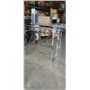 Image 1 : 2 DOUBLE ARM CLOTHING RACK 50"H (ADJUSTABLE) X 60" X 22"