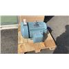 Image 2 : OPTIMUM 10 HP 3 PHASE ELECTRIC MOTOR