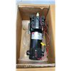 Image 2 : NEW DAYTON DC GEAR MOTOR