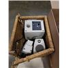 Image 2 : KLH SPEAKER SET AND LOT OF CDS