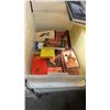 Image 8 : LARGE LOT OF VINTAGE BOOKS